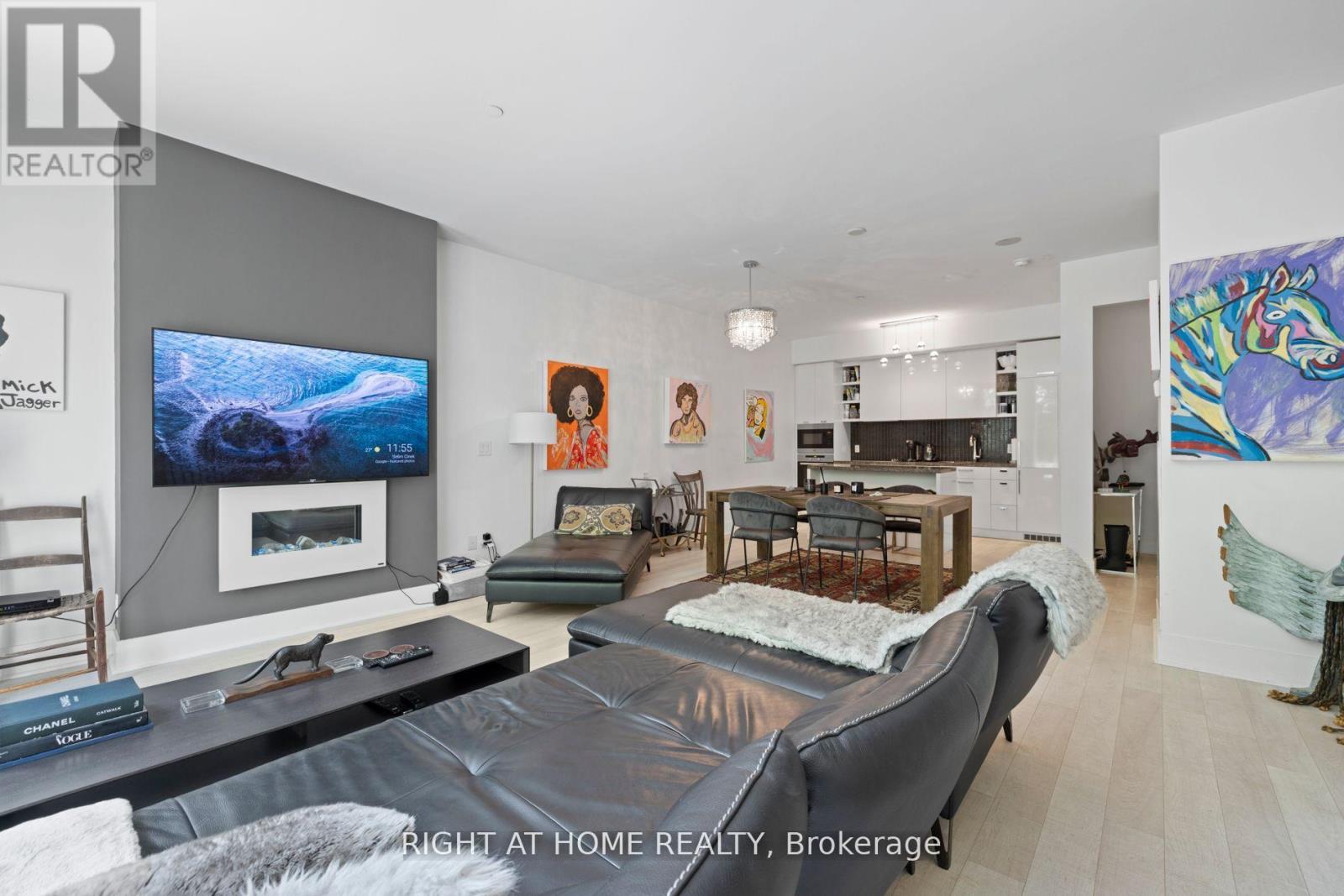 Th 1 - 32 Davenport Road, Toronto, Ontario  M5R 1H3 - Photo 19 - C12416372