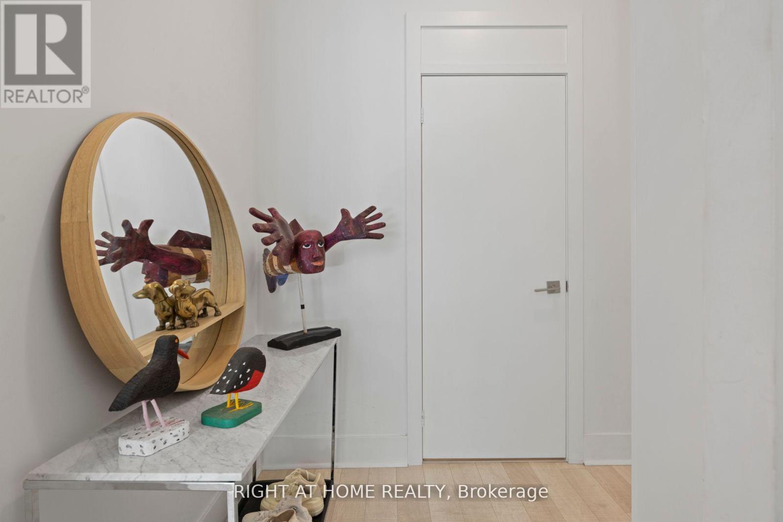 Th 1 - 32 Davenport Road, Toronto, Ontario  M5R 1H3 - Photo 25 - C12416372