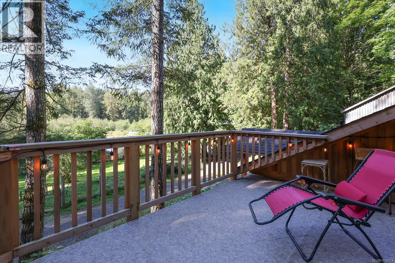 4256 Macaulay Rd, Black Creek, British Columbia  V9J 1E1 - Photo 57 - 1014374