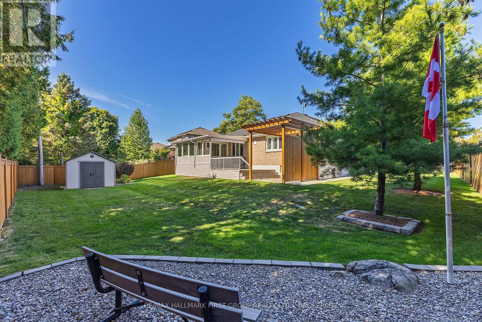 Property at 213 SMUGGLER'S COVE DRIVE image 4