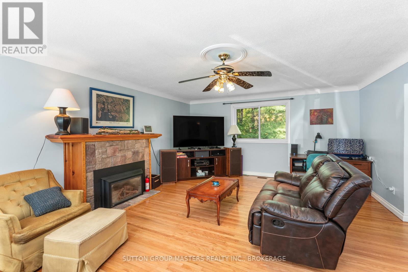 26 Hallecks Road, Front Of Yonge, Ontario  K6V 5T3 - Photo 10 - X12416434