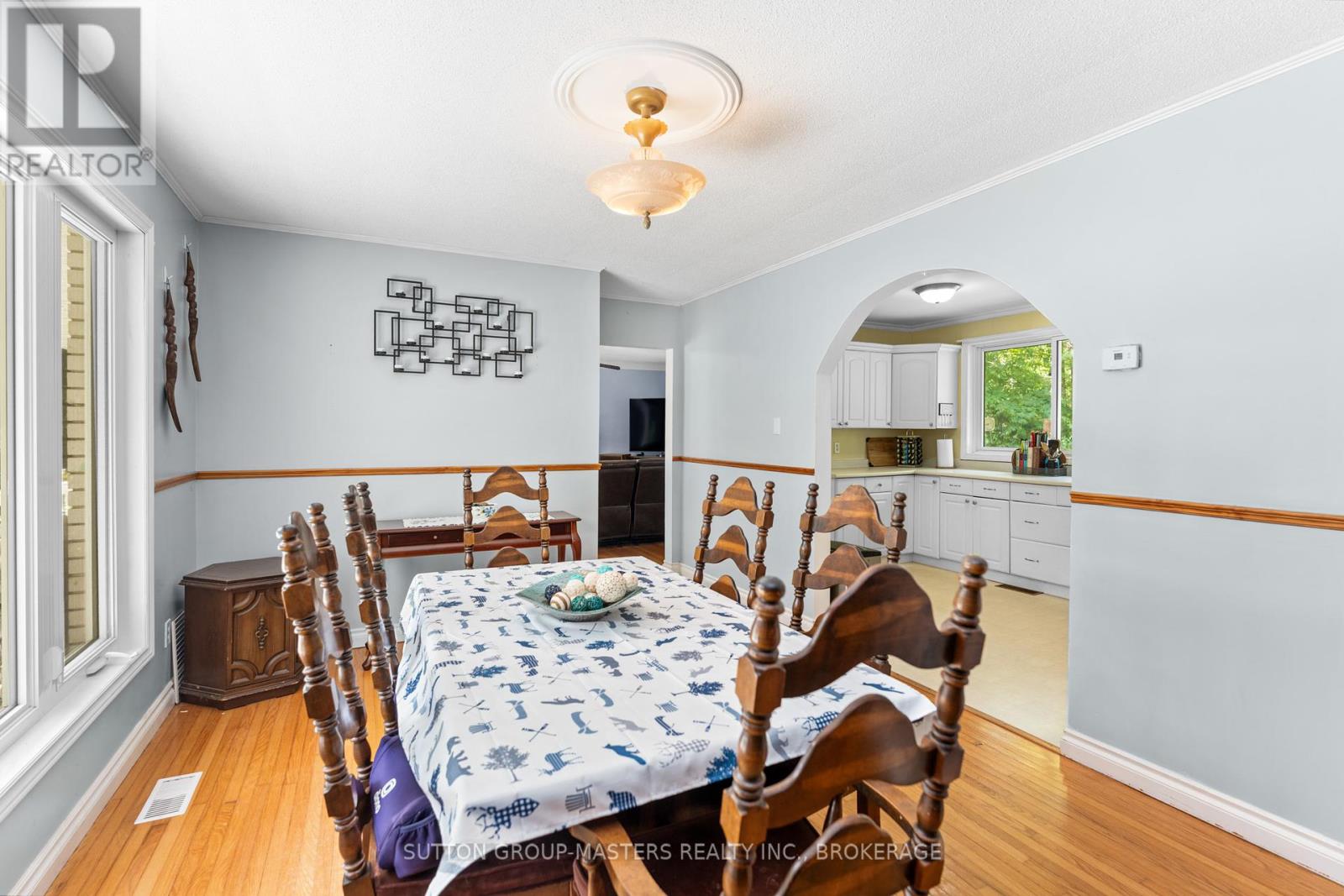 26 Hallecks Road, Front Of Yonge, Ontario  K6V 5T3 - Photo 16 - X12416434