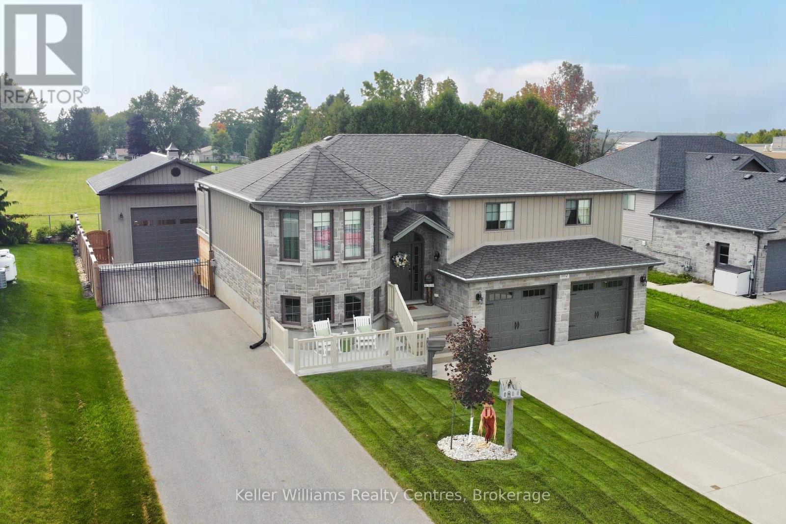102 TOWER ROAD, Arran-Elderslie, Ontario