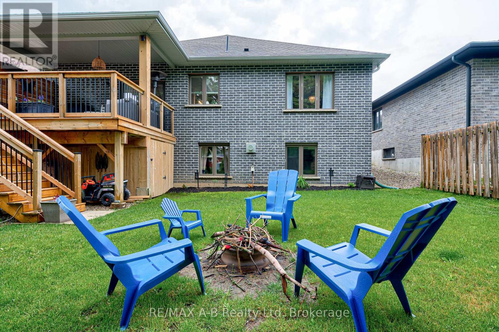 70 Gerber Drive, Perth East, Ontario  N0K 1M0 - Photo 45 - X12416464