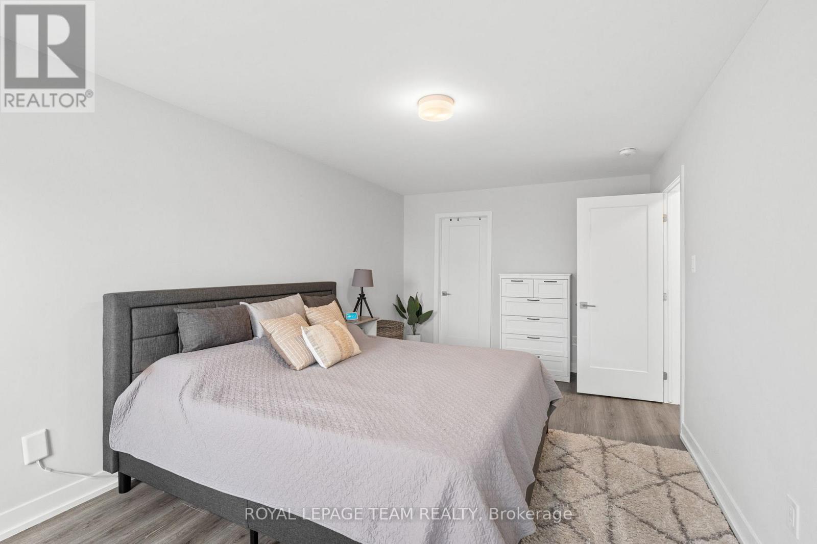 738 Chromite Private, Ottawa, Ontario  K2J 7J2 - Photo 30 - X12416439