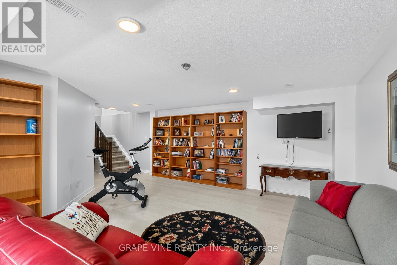 349 Grammond Circle, Ottawa, Ontario  K4A 0T6 - Photo 31 - X12416443