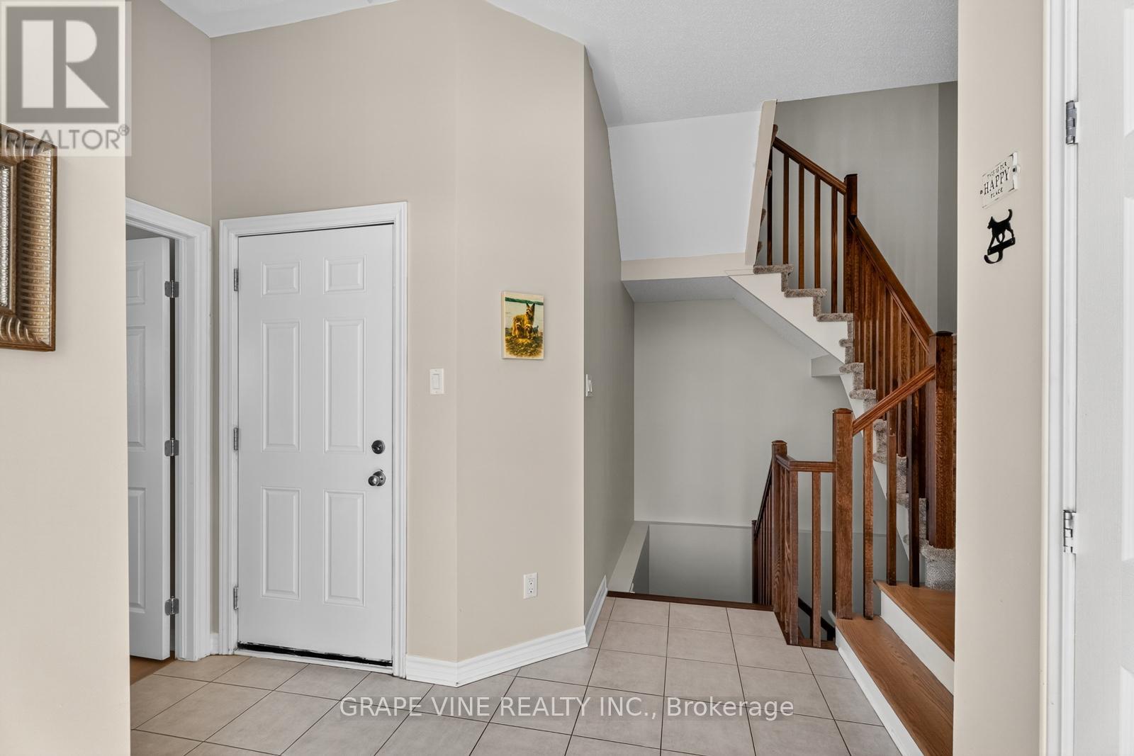 349 Grammond Circle, Ottawa, Ontario  K4A 0T6 - Photo 5 - X12416443