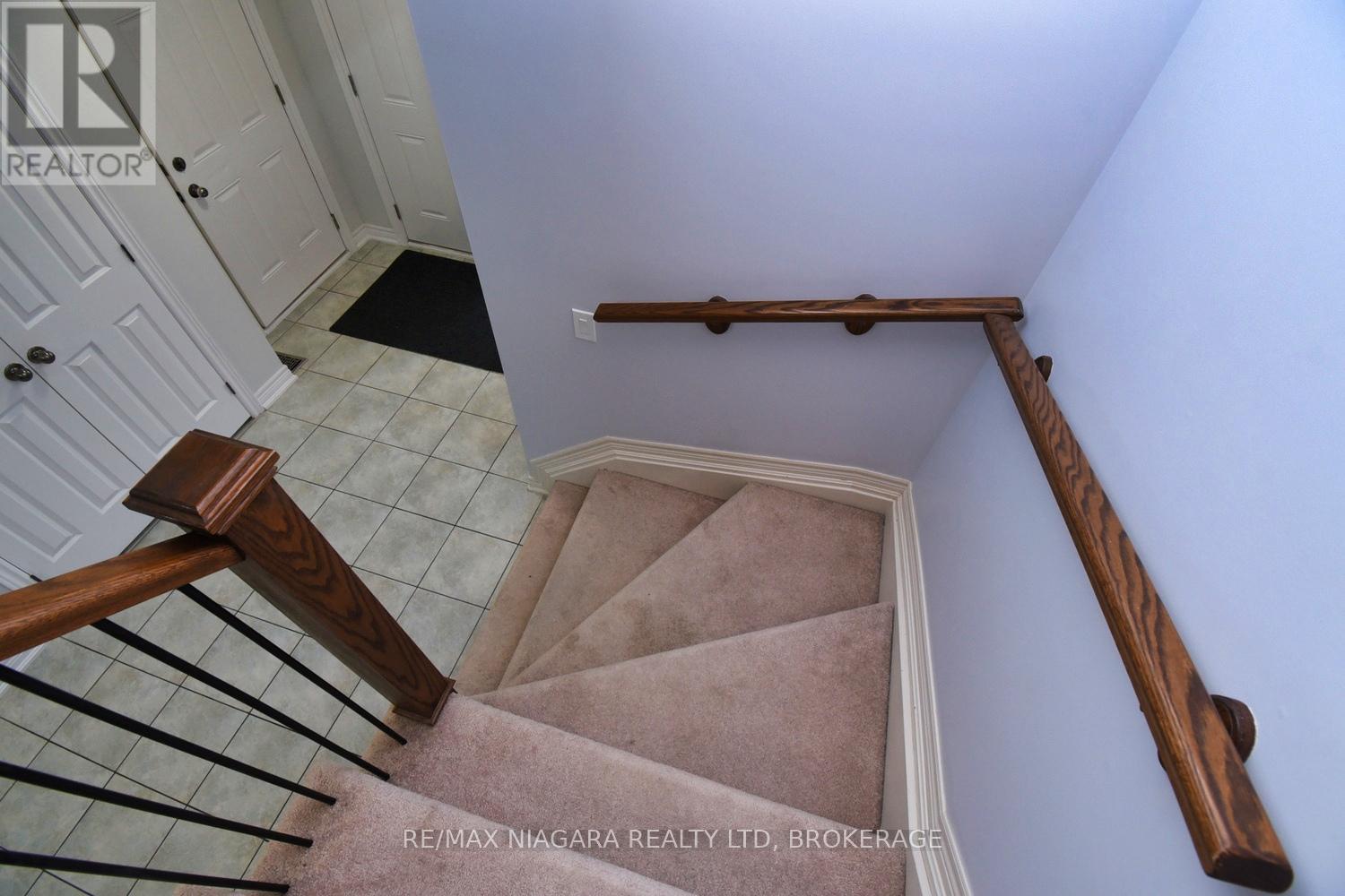 160 Wallace Avenue S, Welland (Lincoln/crowland), Ontario  L3B 1R5 - Photo 12 - X12416400