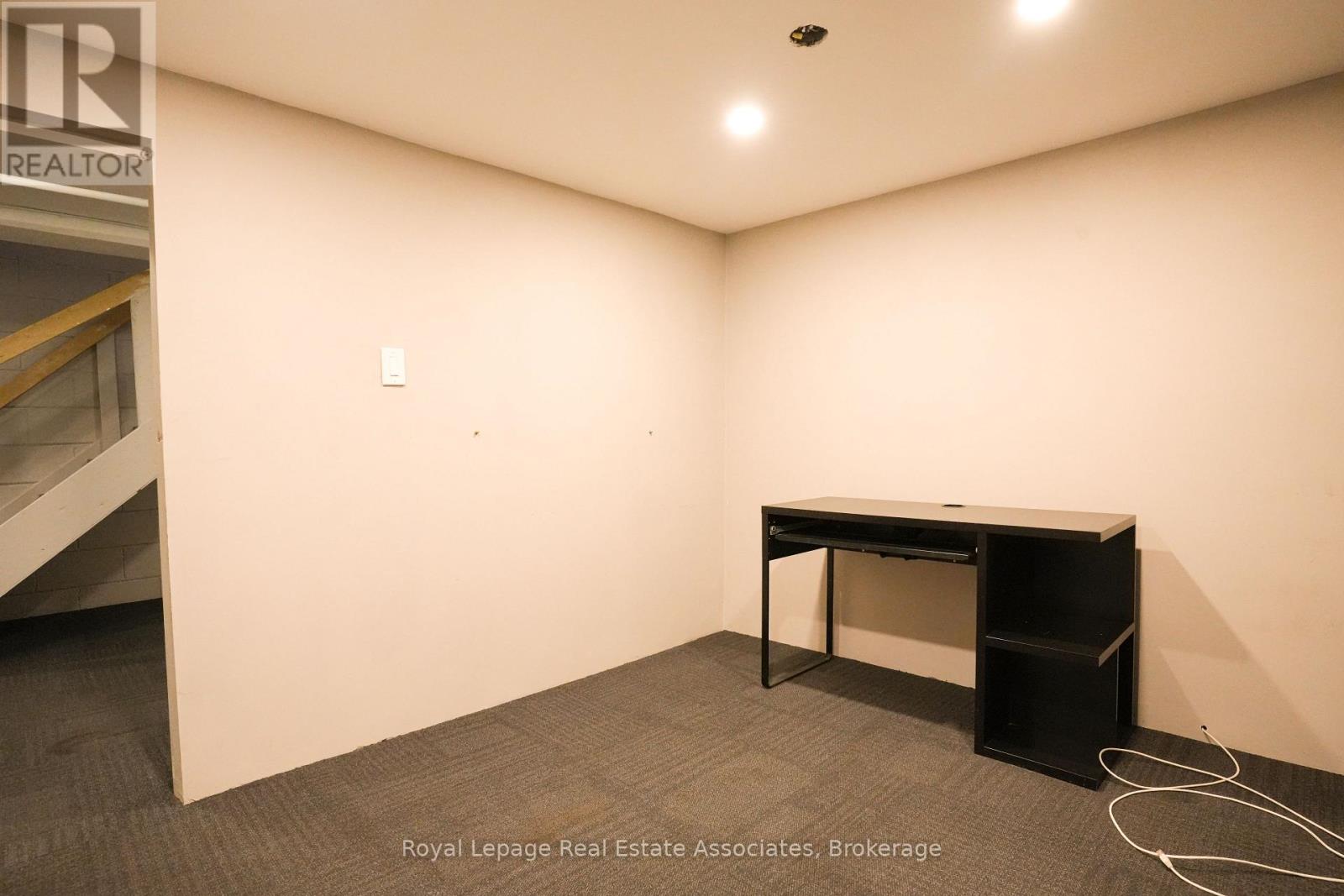 404 Royal York Road, Toronto, Ontario  M8Y 2R5 - Photo 17 - W12416350