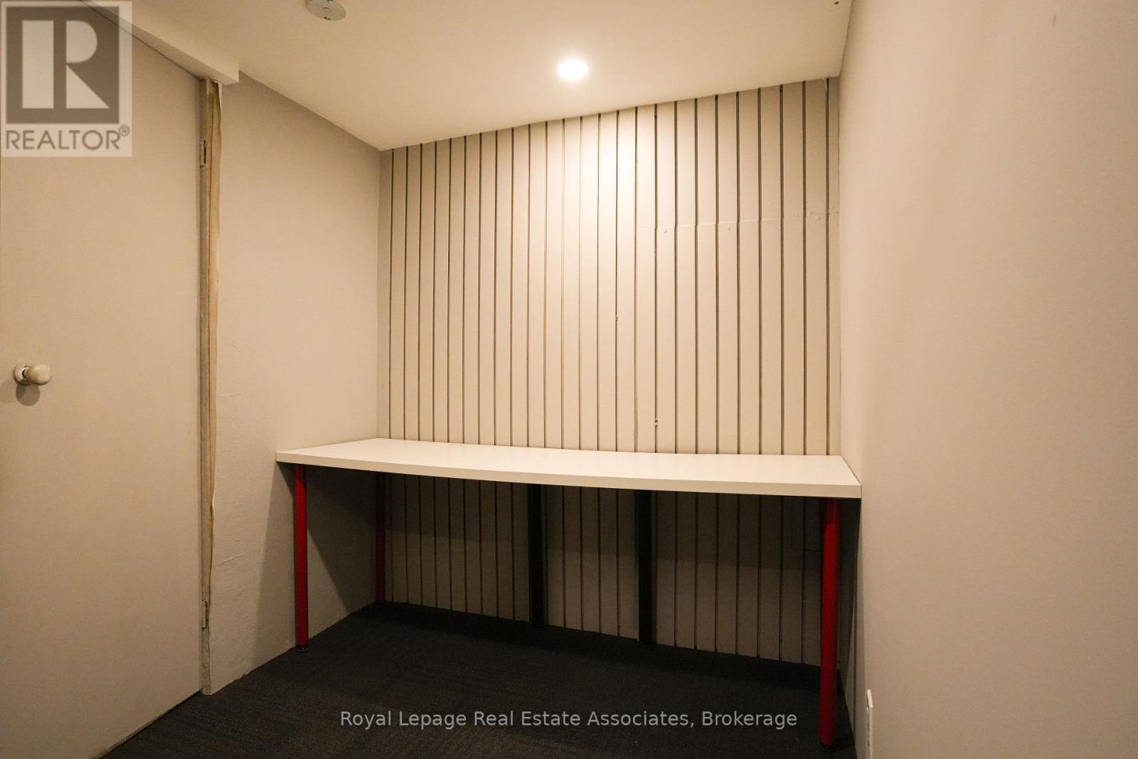 404 Royal York Road, Toronto, Ontario  M8Y 2R5 - Photo 20 - W12416350