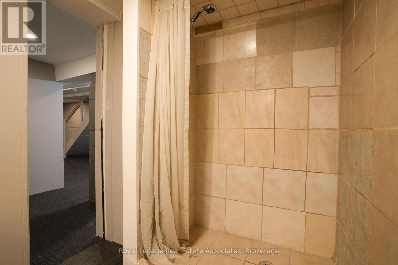 404 Royal York Road, Toronto, Ontario  M8Y 2R5 - Photo 23 - W12416350