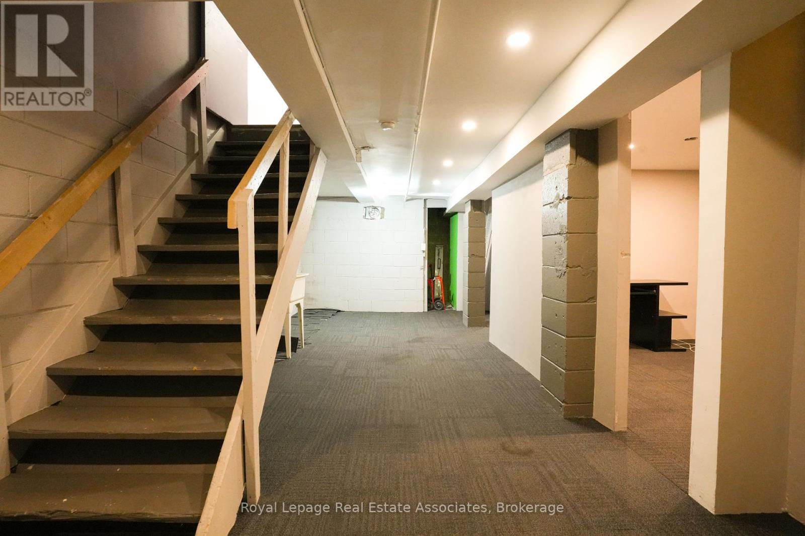 404 Royal York Road, Toronto, Ontario  M8Y 2R5 - Photo 27 - W12416350