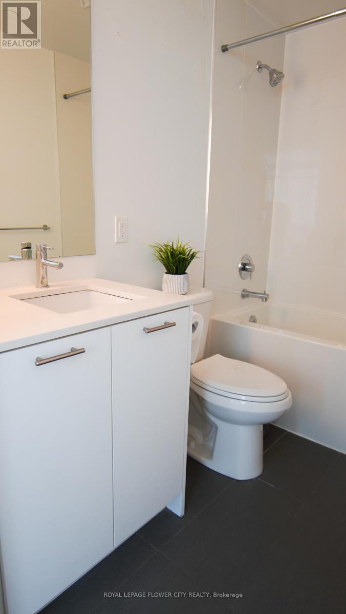 203 - 180 Veterans Drive, Brampton, Ontario  L7A 5G7 - Photo 13 - W12416373