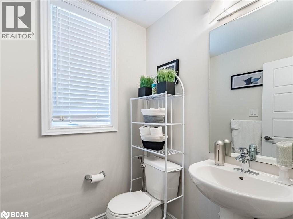 8779 Chickory Trail, Niagara Falls, Ontario  L2H 3S4 - Photo 5 - 40771924