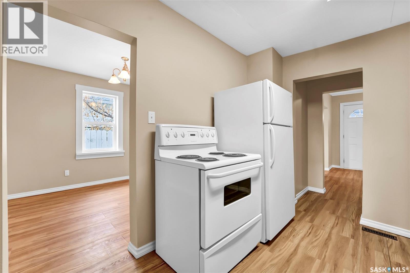 705 L Avenue S, Saskatoon, Saskatchewan  S7M 2H8 - Photo 20 - SK004498