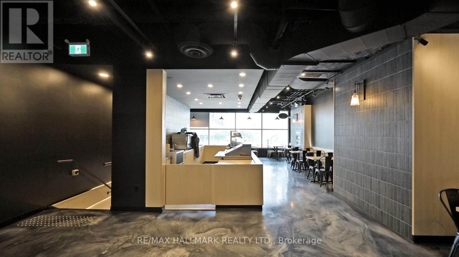 2nd Fl - 329 Yonge Street, Toronto, Ontario  M5B 1R7 - Photo 8 - C12414743