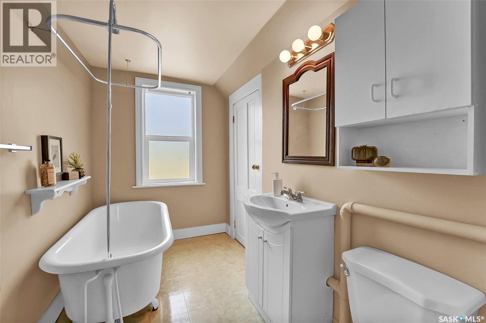 705 L Avenue S, Saskatoon, Saskatchewan  S7M 2H8 - Photo 25 - SK004498