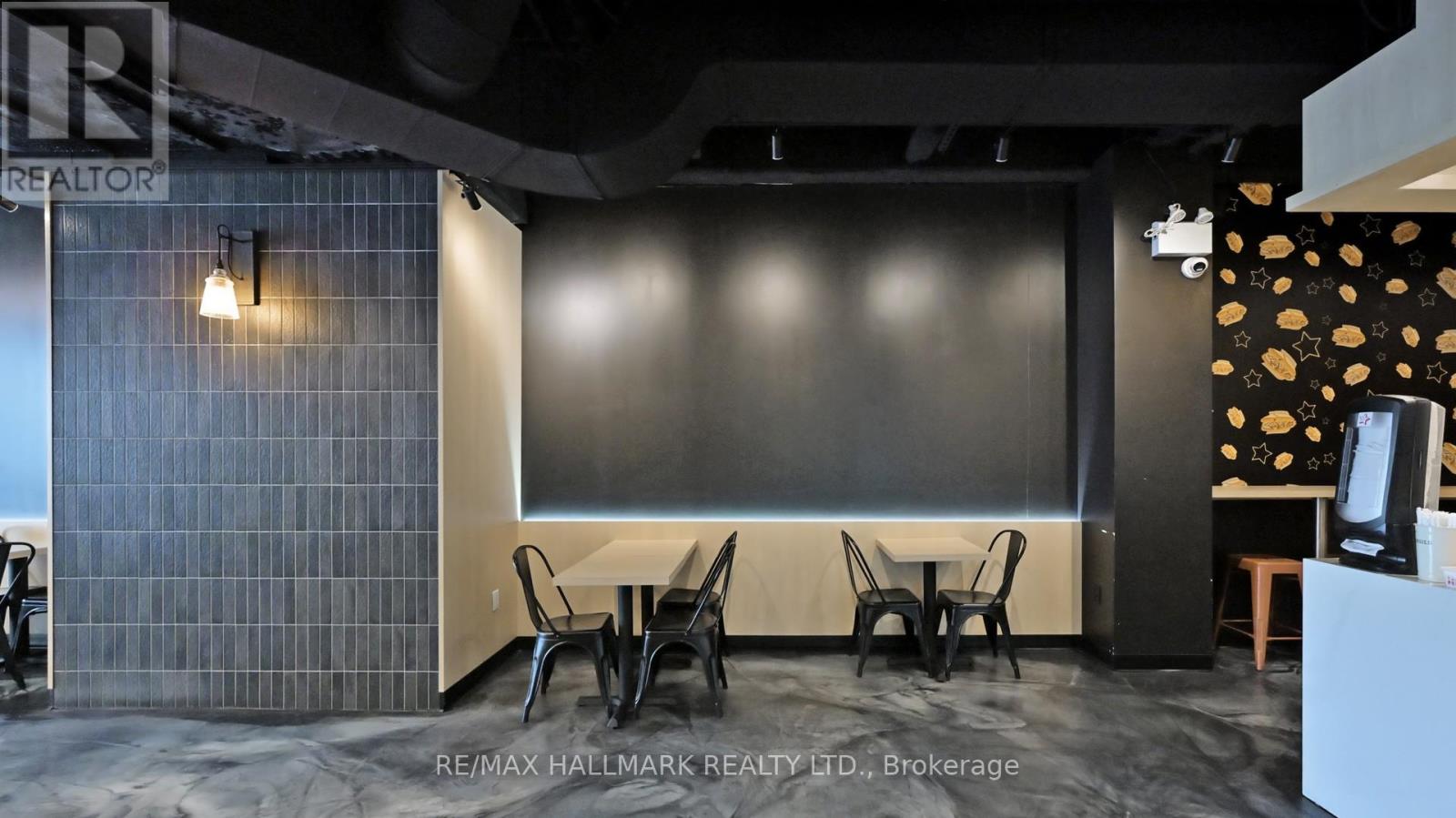 2nd Fl - 329 Yonge Street, Toronto, Ontario  M5B 1R7 - Photo 18 - C12414743