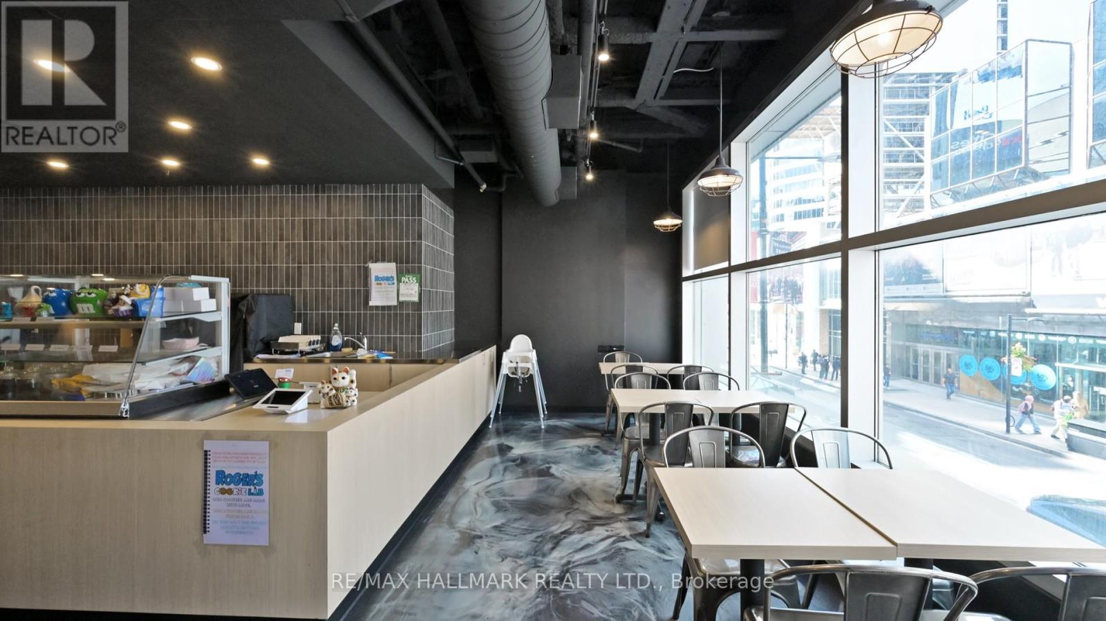 2nd Fl - 329 Yonge Street, Toronto, Ontario  M5B 1R7 - Photo 12 - C12414743