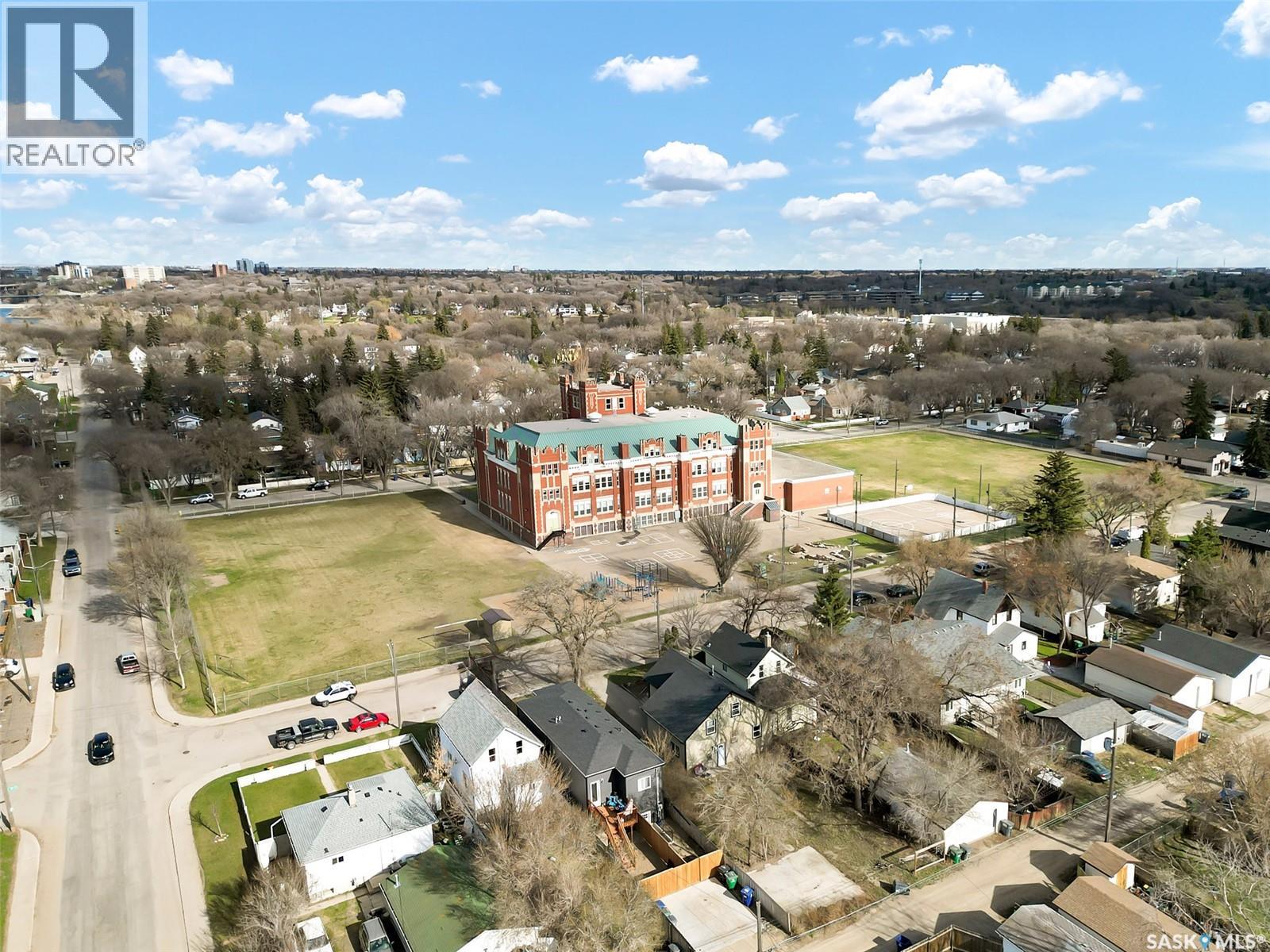 705 L Avenue S, Saskatoon, Saskatchewan  S7M 2H8 - Photo 34 - SK004498