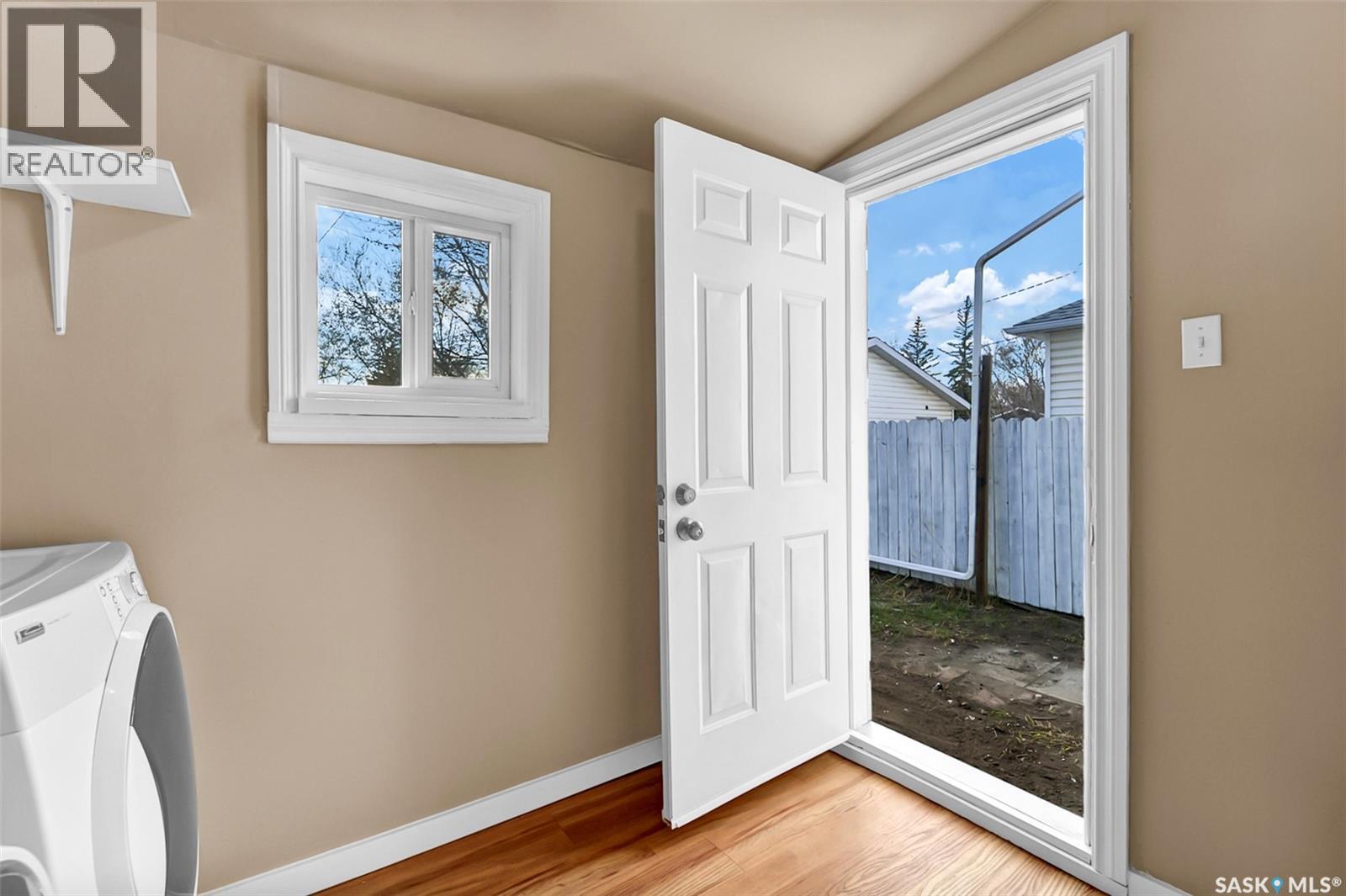 705 L Avenue S, Saskatoon, Saskatchewan  S7M 2H8 - Photo 19 - SK004498