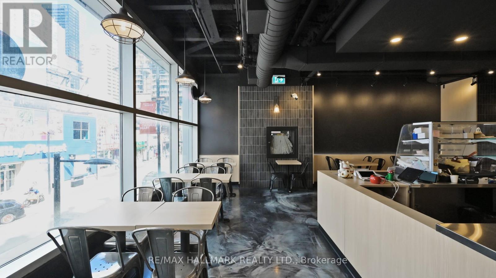 2nd Fl - 329 Yonge Street, Toronto, Ontario  M5B 1R7 - Photo 9 - C12414743