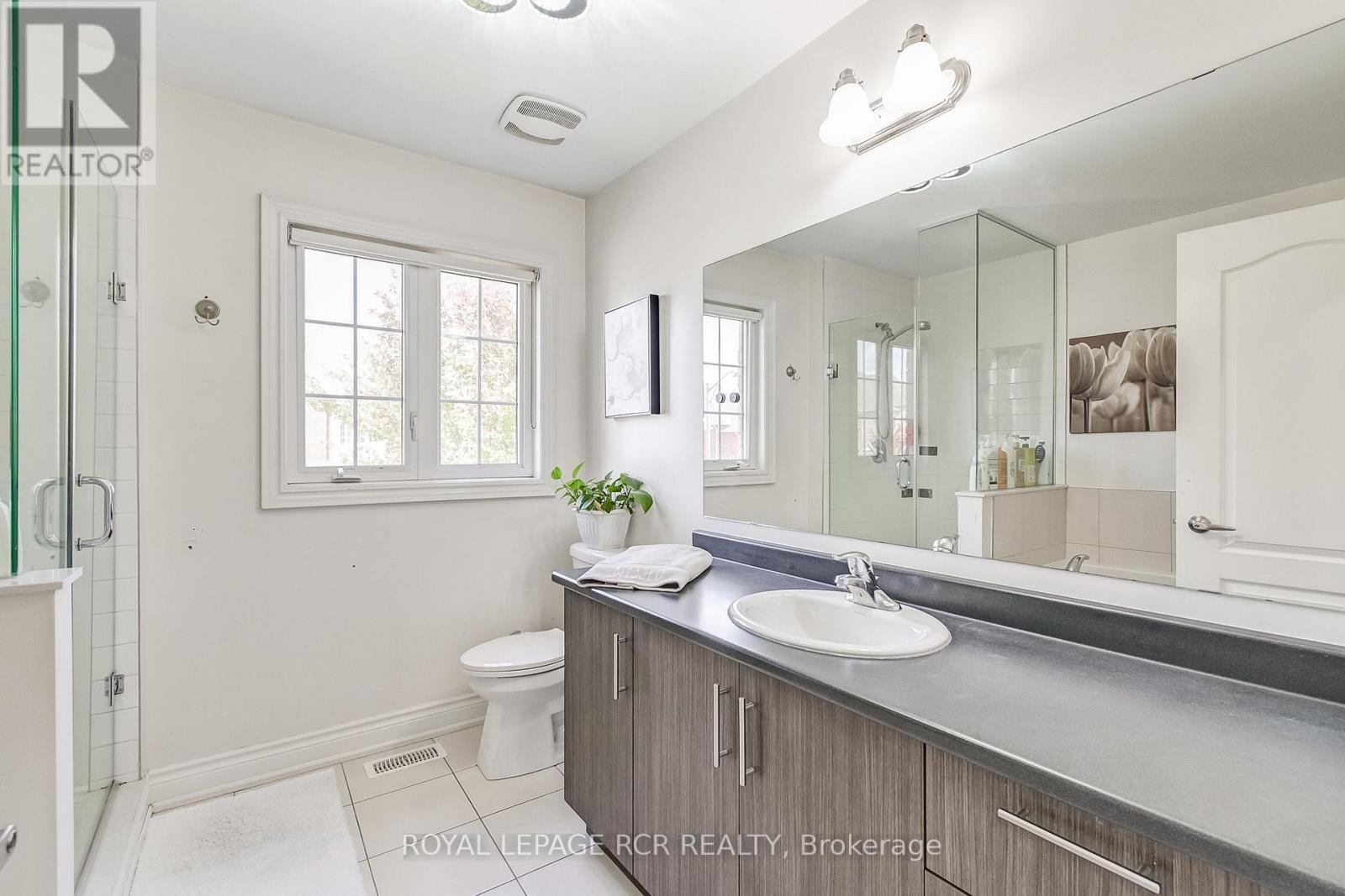 1 Silver Charm Drive, East Gwillimbury, Ontario  L9N 0S5 - Photo 27 - N12416172