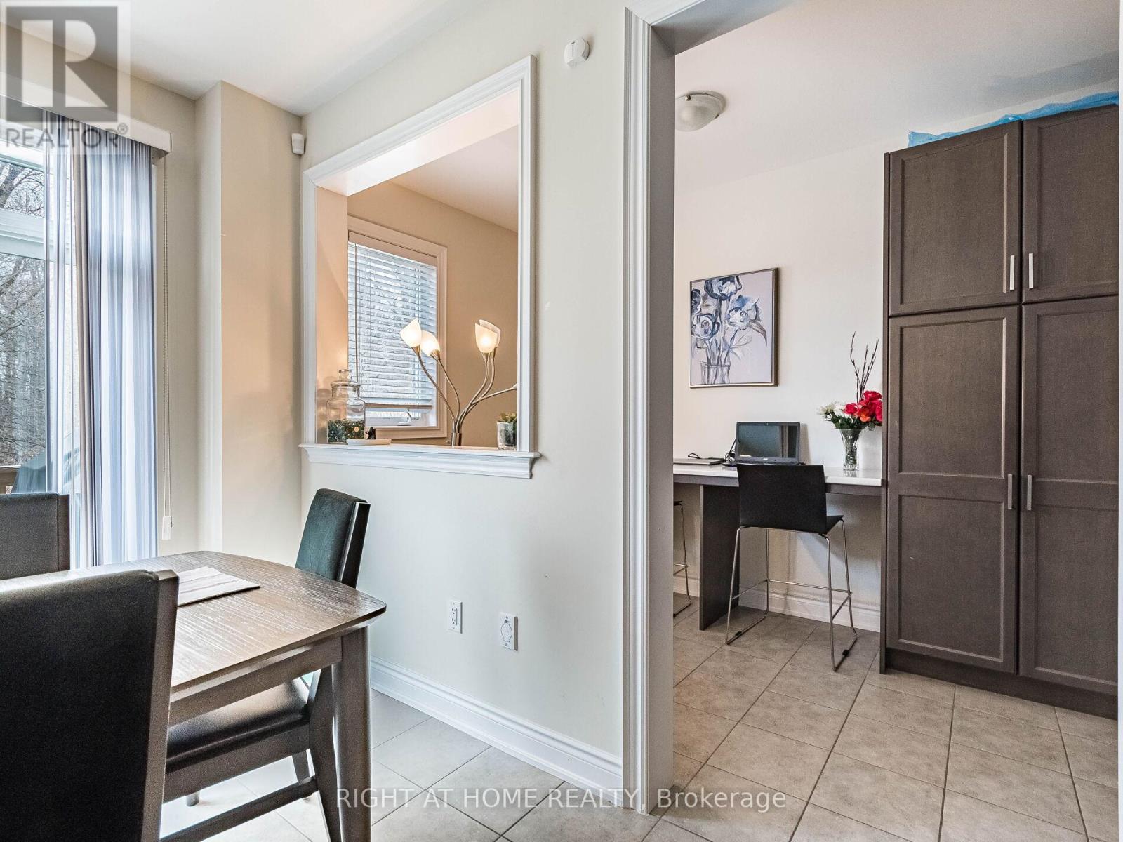 8779 Chickory Trail, Niagara Falls, Ontario  L2H 3S4 - Photo 15 - X12416370