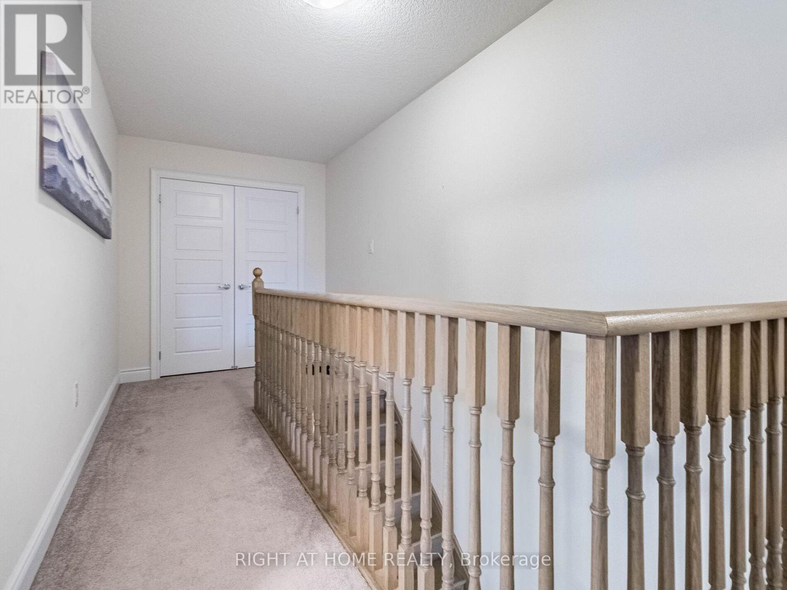 8779 Chickory Trail, Niagara Falls, Ontario  L2H 3S4 - Photo 18 - X12416370
