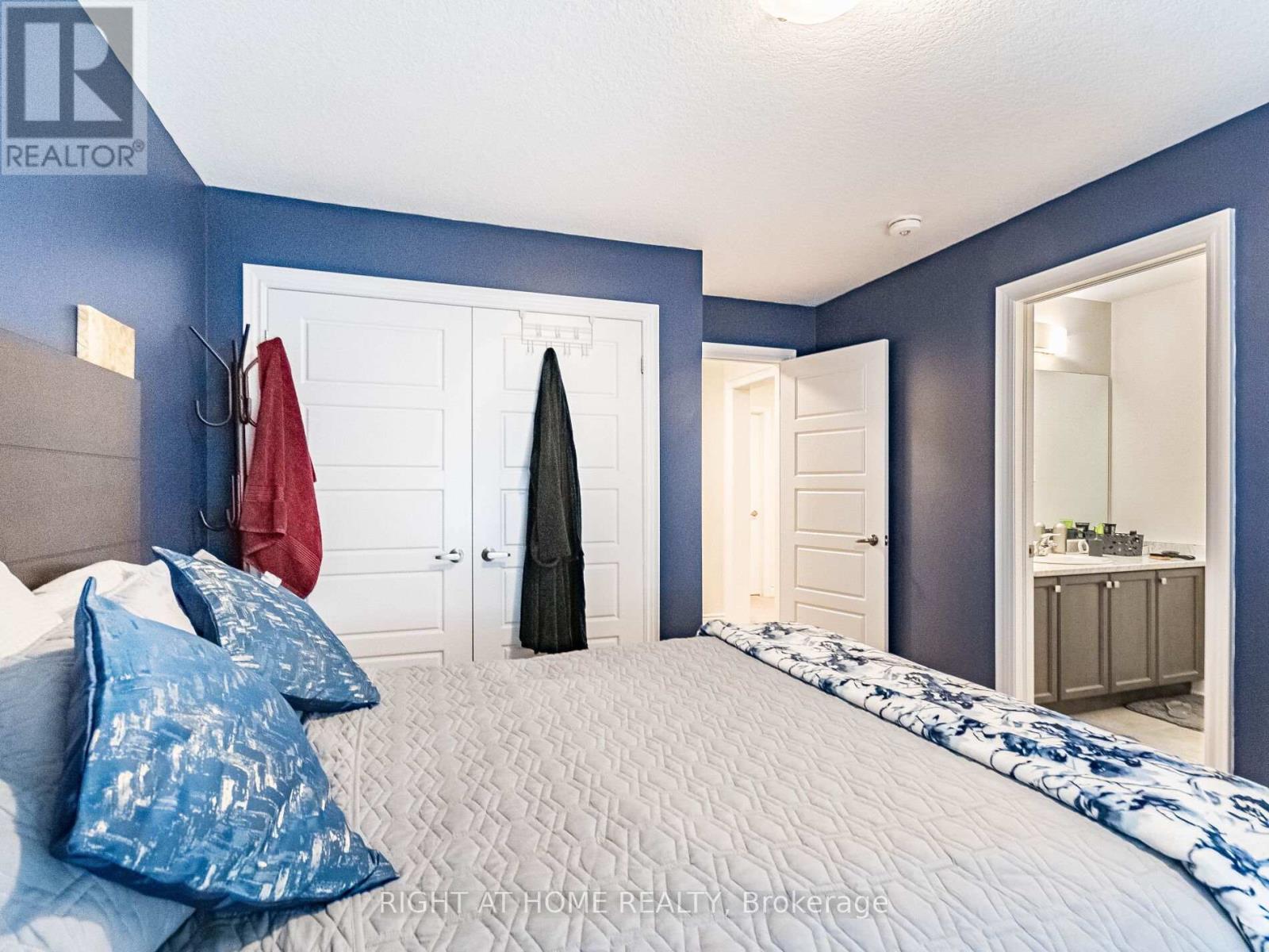 8779 Chickory Trail, Niagara Falls, Ontario  L2H 3S4 - Photo 40 - X12416370