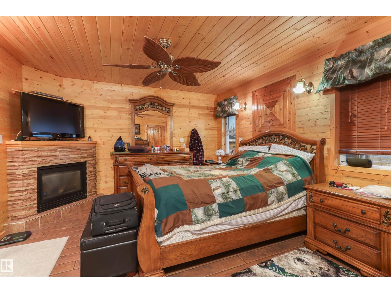 4836 A 53 Ave & 4836 B 53 Av, Cynthia, Alberta  T0E 0K0 - Photo 15 - E4458674