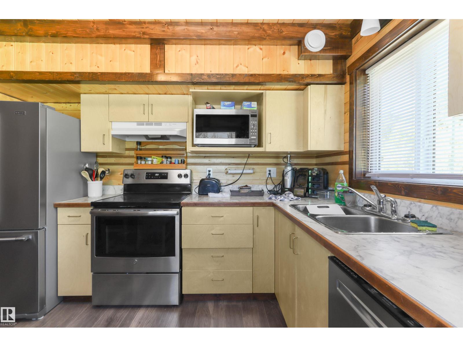 4836 A 53 Ave & 4836 B 53 Av, Cynthia, Alberta  T0E 0K0 - Photo 36 - E4458674