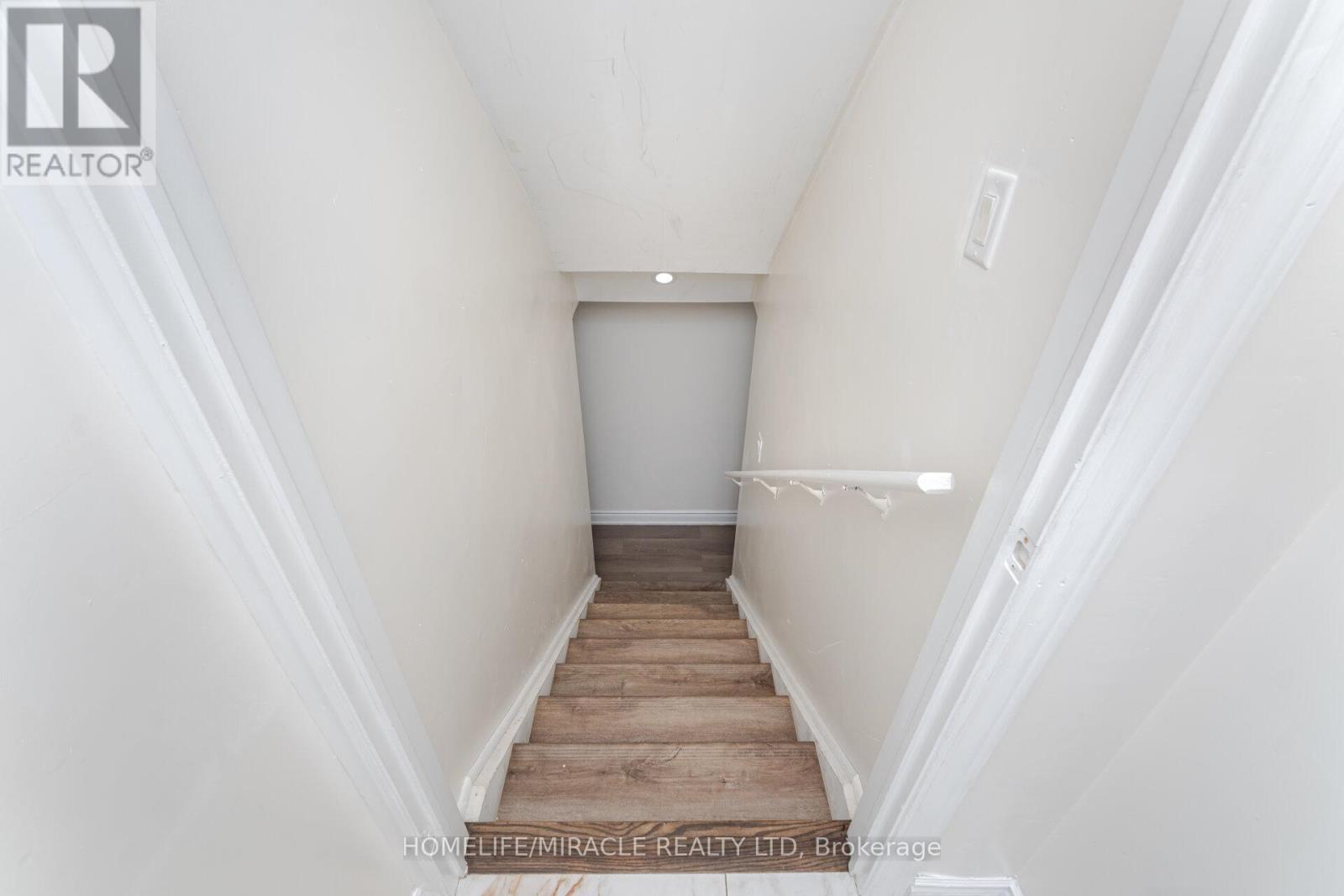 Basement - 7 Aldenham Street, Brampton, Ontario  L6X 5S2 - Photo 4 - W12413923