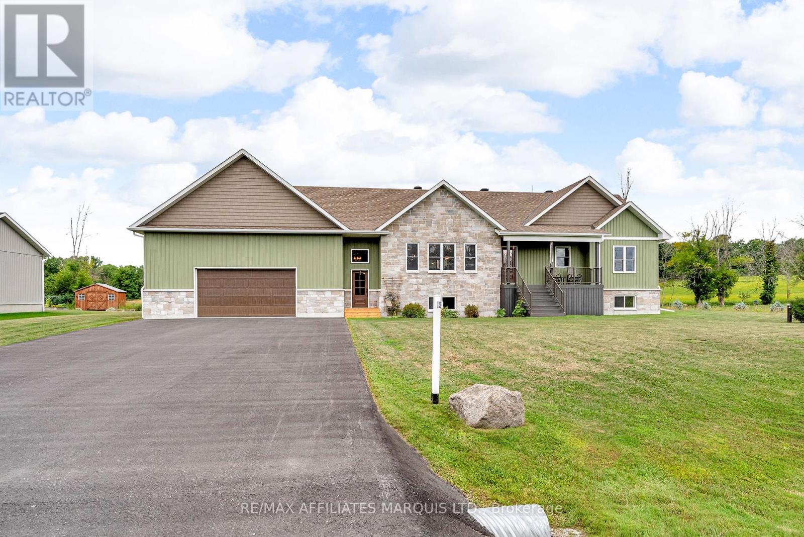 6840 Lalonde Boulevard, South Glengarry, Ontario  K0C 2E0 - Photo 2 - X12373216