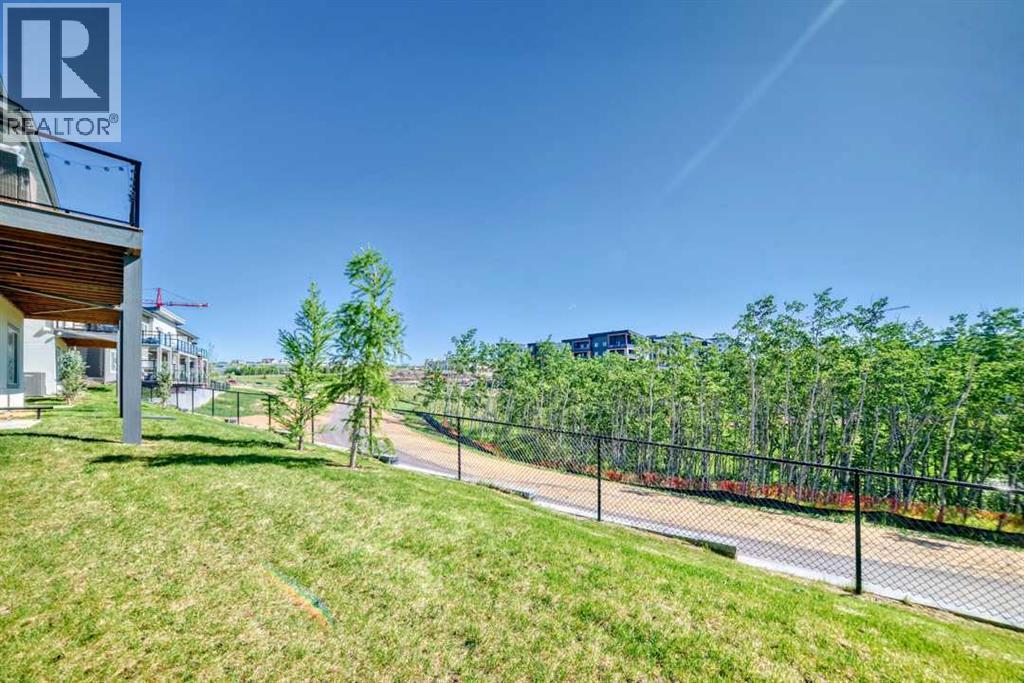 Property at 53 Spring Creek Common SW image 5