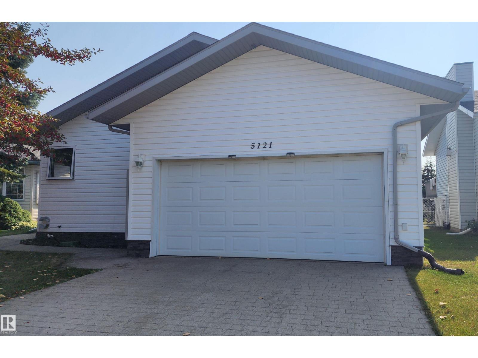 5121 59 Av, Elk Point, Alberta  T0A 1A0 - Photo 2 - E4458682