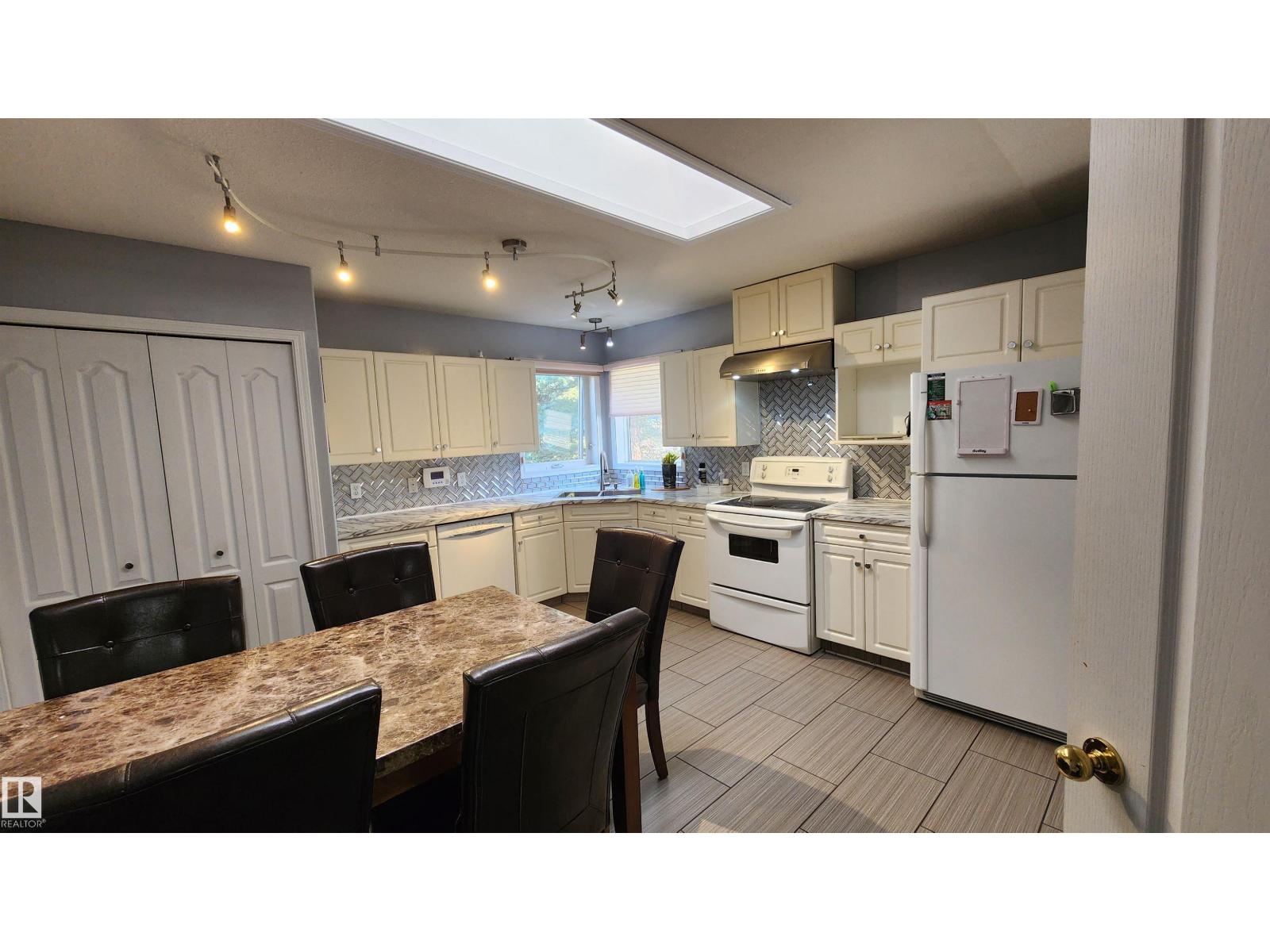 5121 59 Av, Elk Point, Alberta  T0A 1A0 - Photo 9 - E4458682