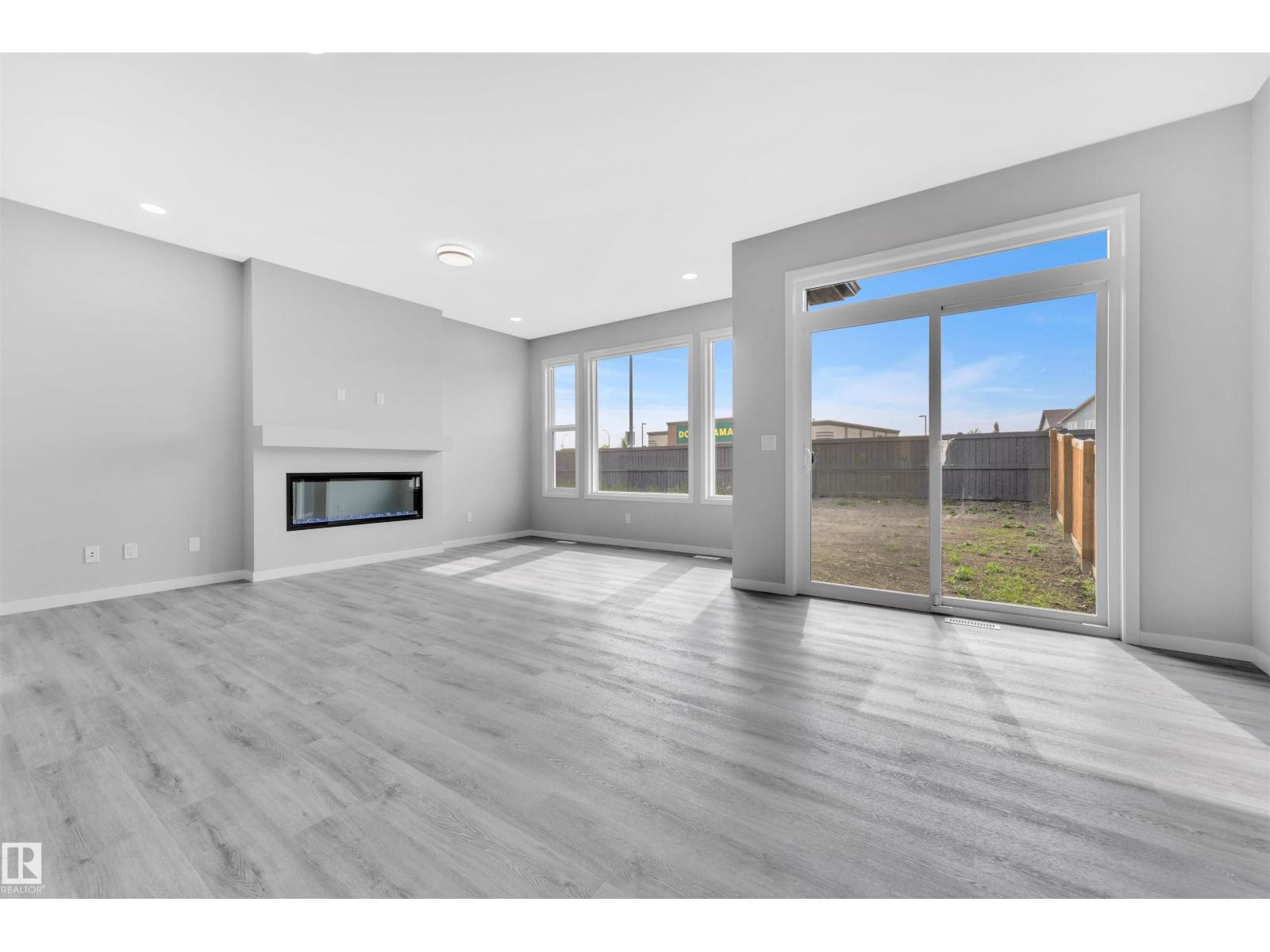 16832 49 St Nw, Edmonton, Alberta  T5Y 4G9 - Photo 8 - E4458685