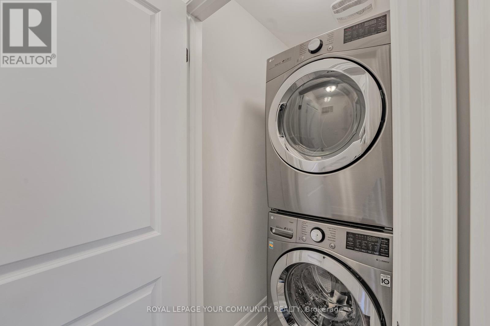 93 Velia Court, Vaughan, Ontario  L4H 4S5 - Photo 45 - N12416385