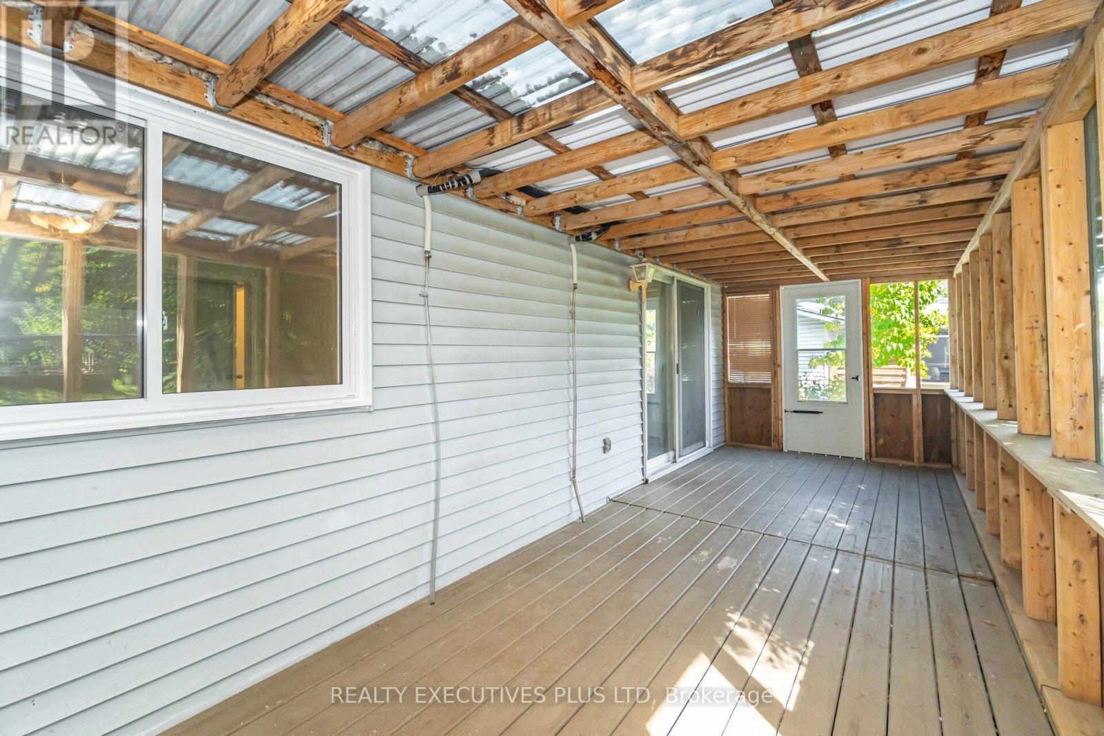 3 Hickory Court, New Tecumseth, Ontario  L0G 1W0 - Photo 21 - N12416422