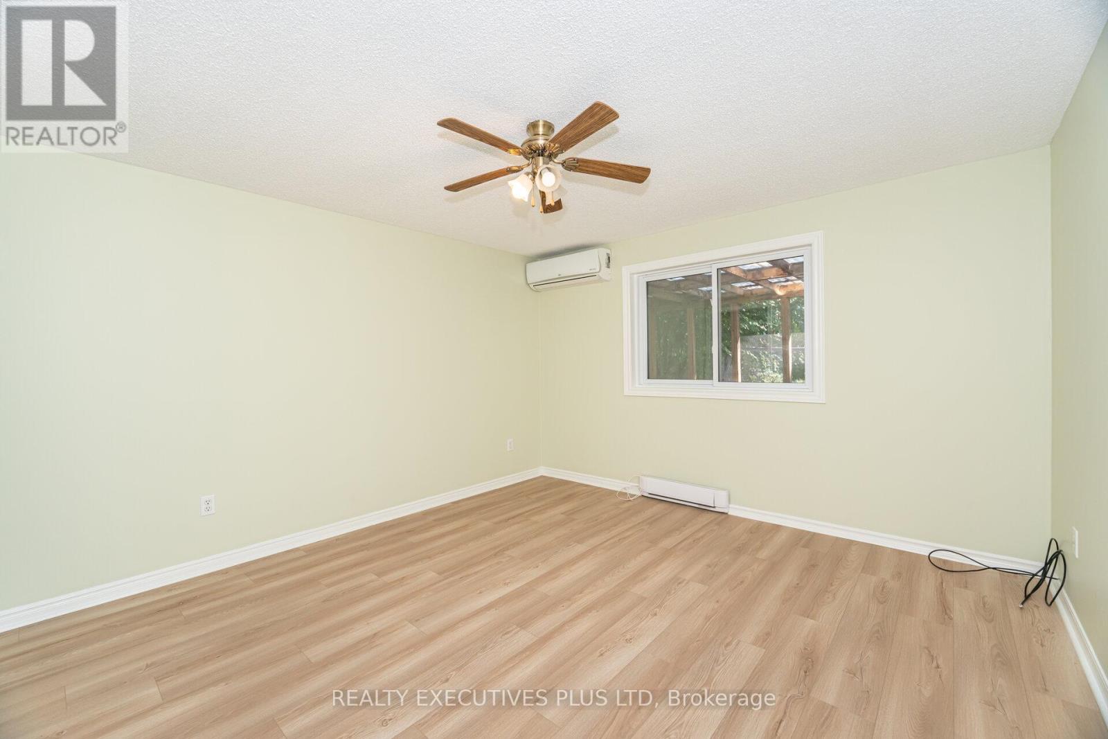 3 Hickory Court, New Tecumseth, Ontario  L0G 1W0 - Photo 24 - N12416422