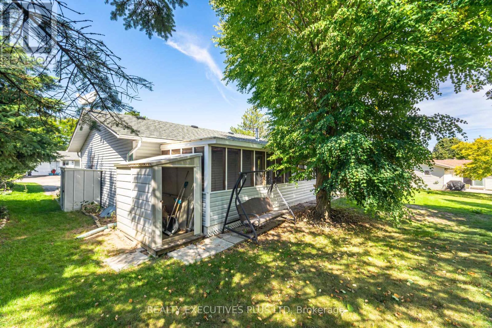 3 Hickory Court, New Tecumseth, Ontario  L0G 1W0 - Photo 34 - N12416422