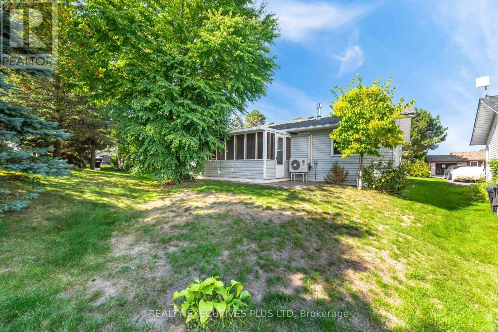 3 Hickory Court, New Tecumseth, Ontario  L0G 1W0 - Photo 35 - N12416422