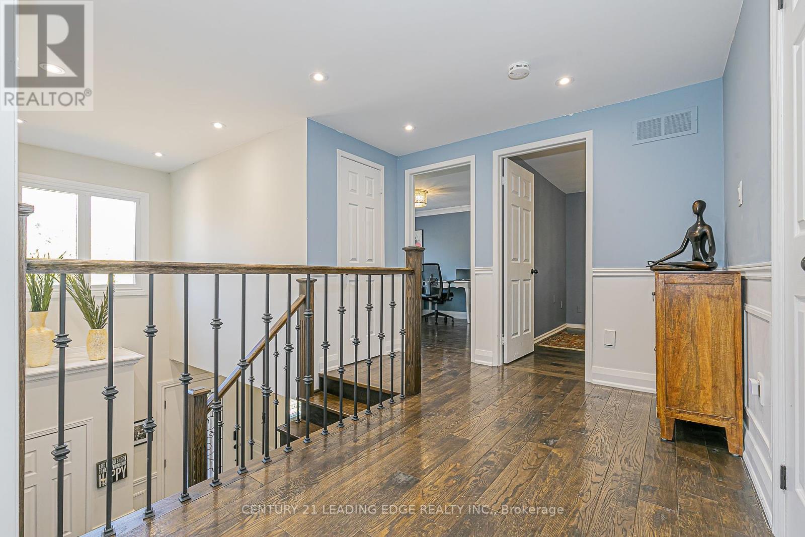 31 Twelve Oaks Drive, Aurora, Ontario  L4G 6J5 - Photo 25 - N12416452