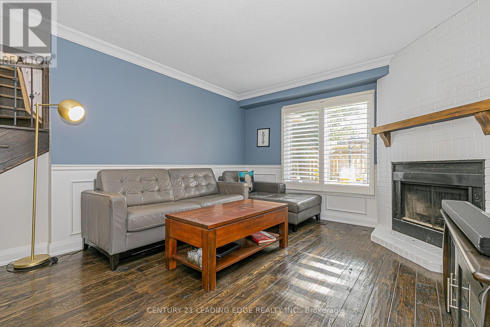 31 Twelve Oaks Drive, Aurora, Ontario  L4G 6J5 - Photo 6 - N12416452