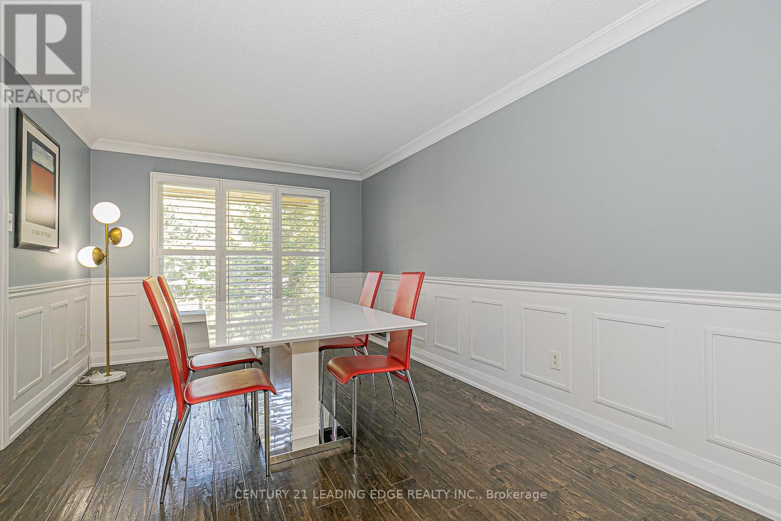 31 Twelve Oaks Drive, Aurora, Ontario  L4G 6J5 - Photo 8 - N12416452