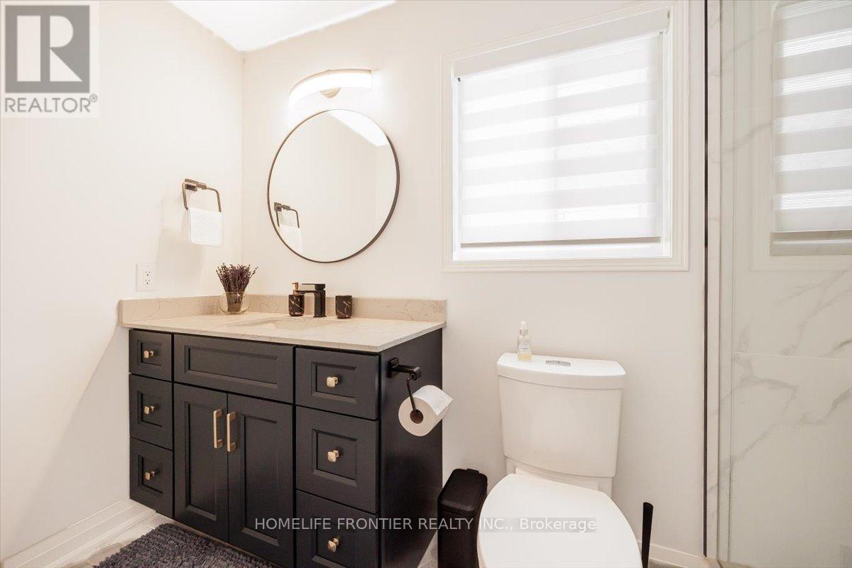 371 Langford Boulevard, Bradford West Gwillimbury, Ontario  L3Z 0P7 - Photo 24 - N12416457