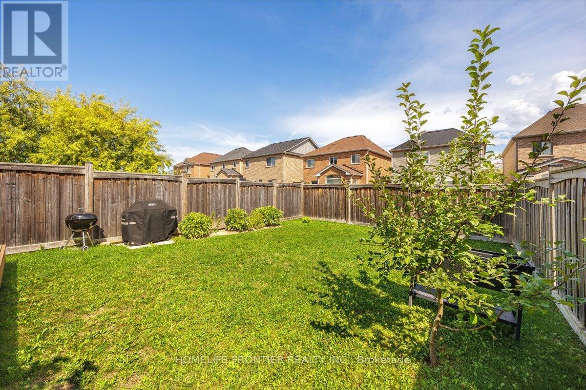 371 Langford Boulevard, Bradford West Gwillimbury, Ontario  L3Z 0P7 - Photo 28 - N12416457