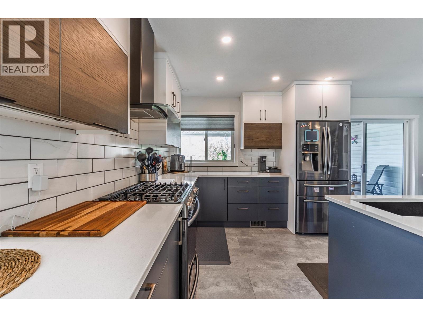 323 Riesling Place, Oliver, British Columbia  V0H 1T4 - Photo 5 - 10363355