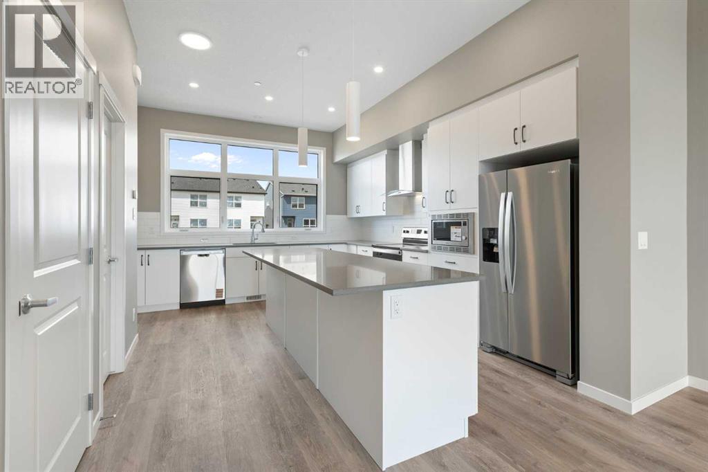 415 Hotchkiss Manor Se, Calgary, Alberta  T3S 0N3 - Photo 6 - A2258581